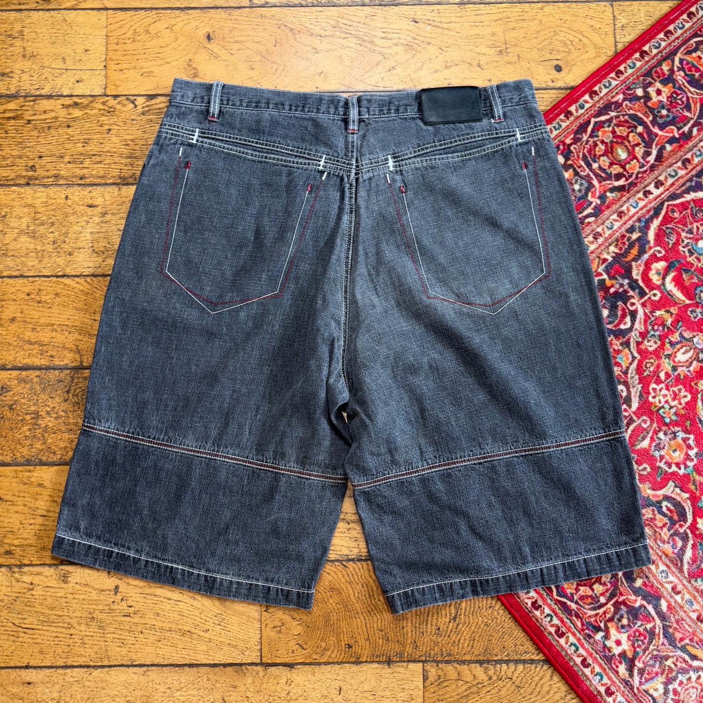 Vintage Phat Farm Grey Embroidered Y2K Hip Hop Baggy Jeans Shorts Jorts - 38