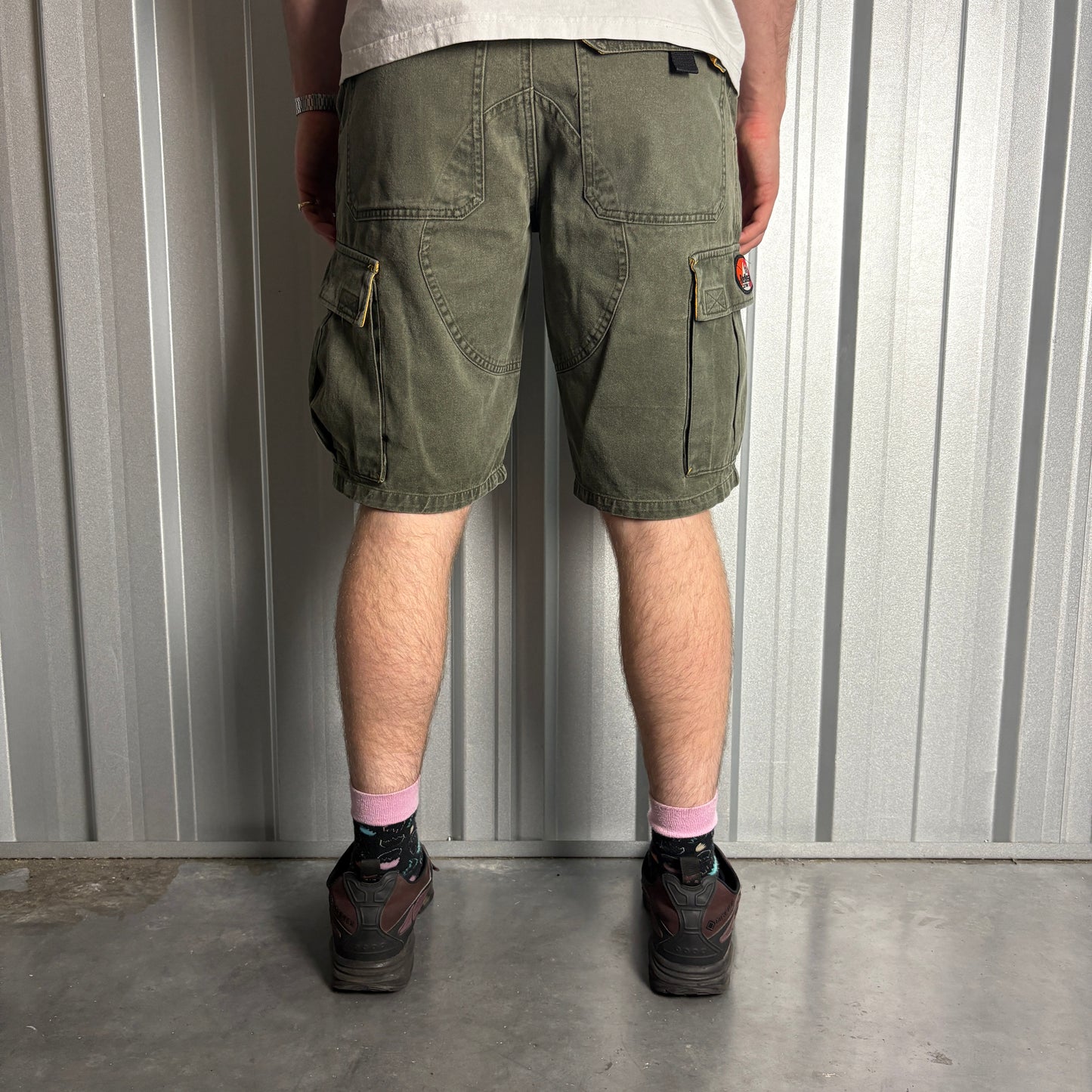 Vintage Red Head Green Embroidered Y2K Hip Hop Baggy Cargo Shorts Jorts - 30