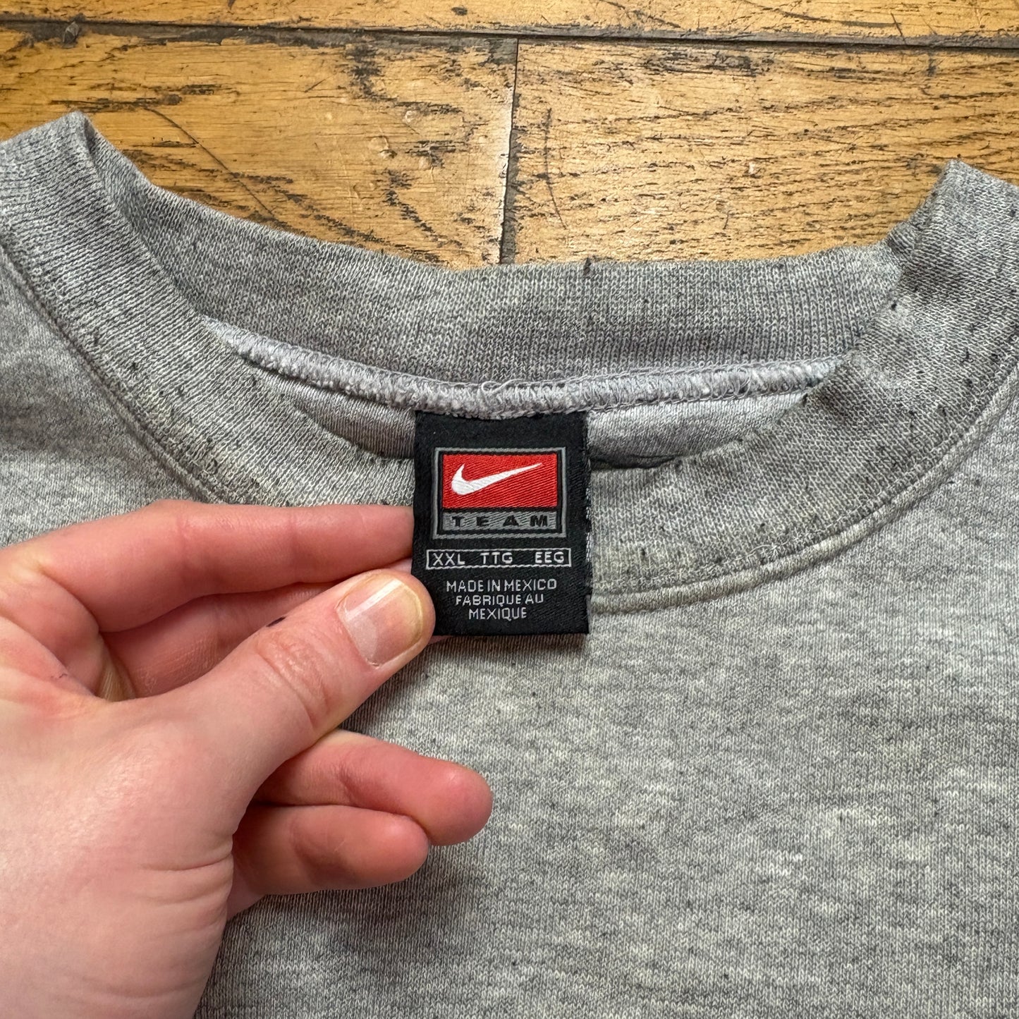 Vintage 00s Nike Grey Embroidered Sweatshirt - 2XL