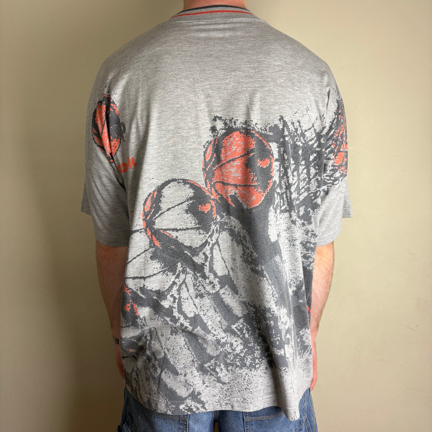 Vintage 90s Reebok The Pump Basketball Grey All Over Print Graphic T-Shirt - XL