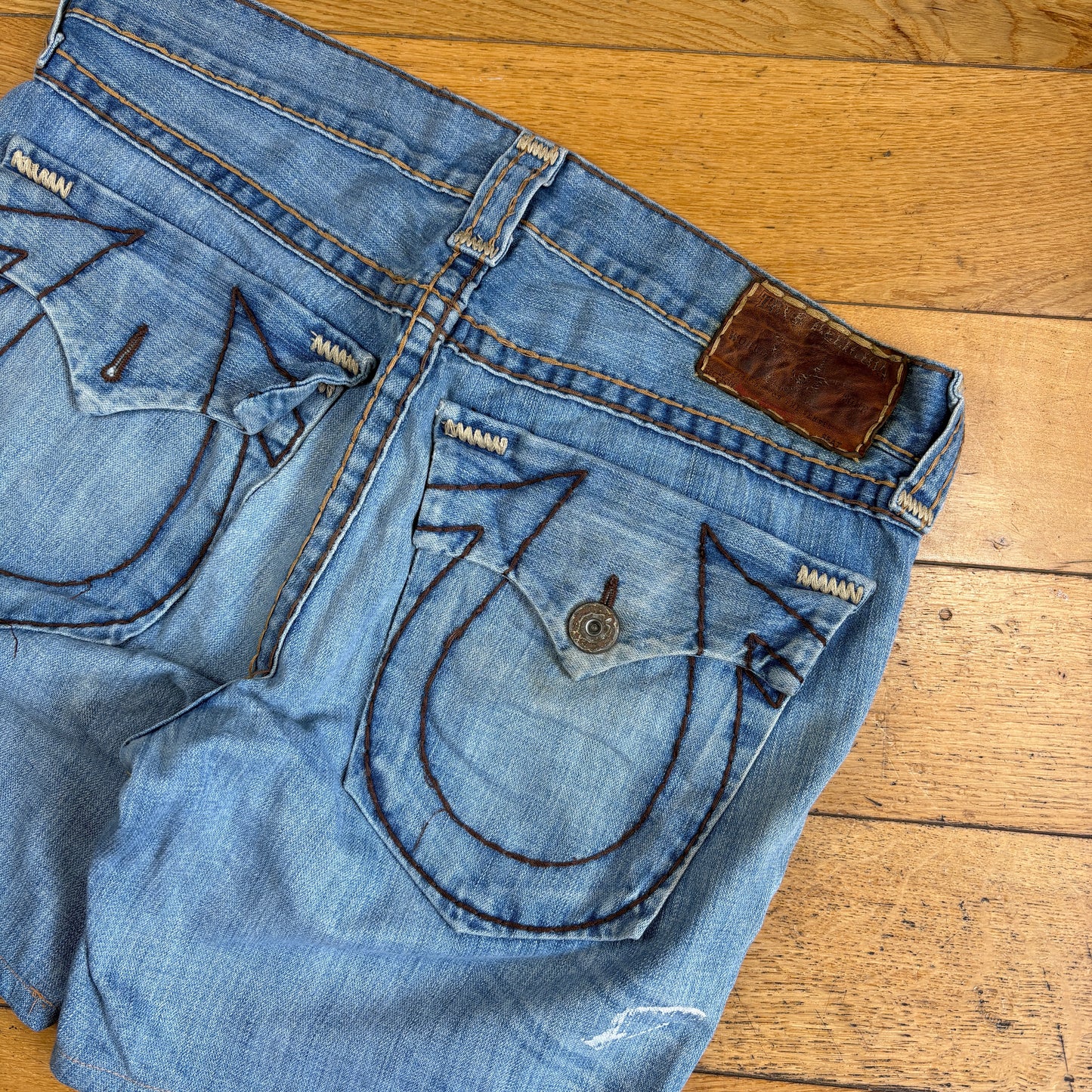 Vintage True Religion Blue Embroidered Y2K Shorts Jorts - 38