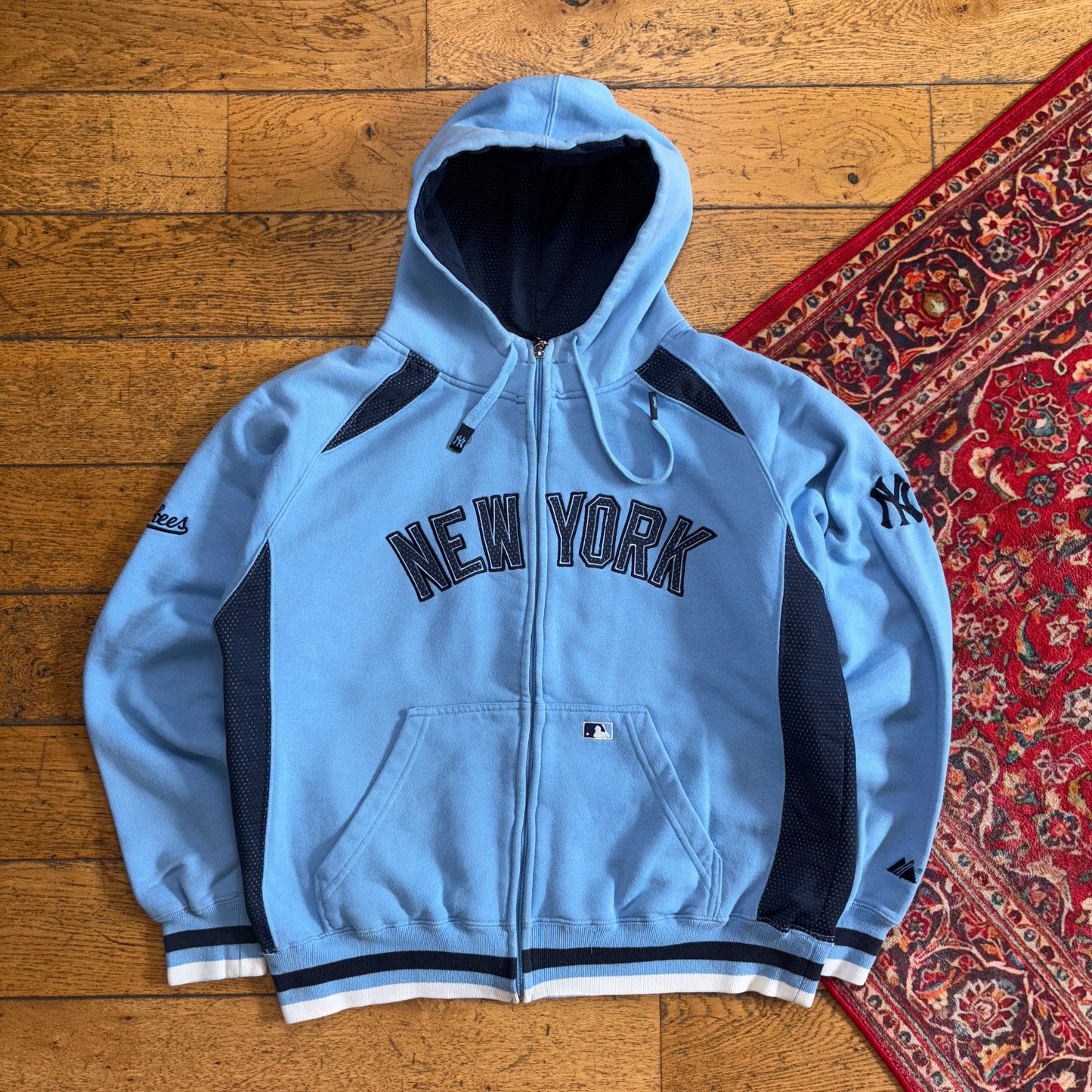 Vintage New York Yankess Blue Hoodie Embroidered Sweatshirt - XL
