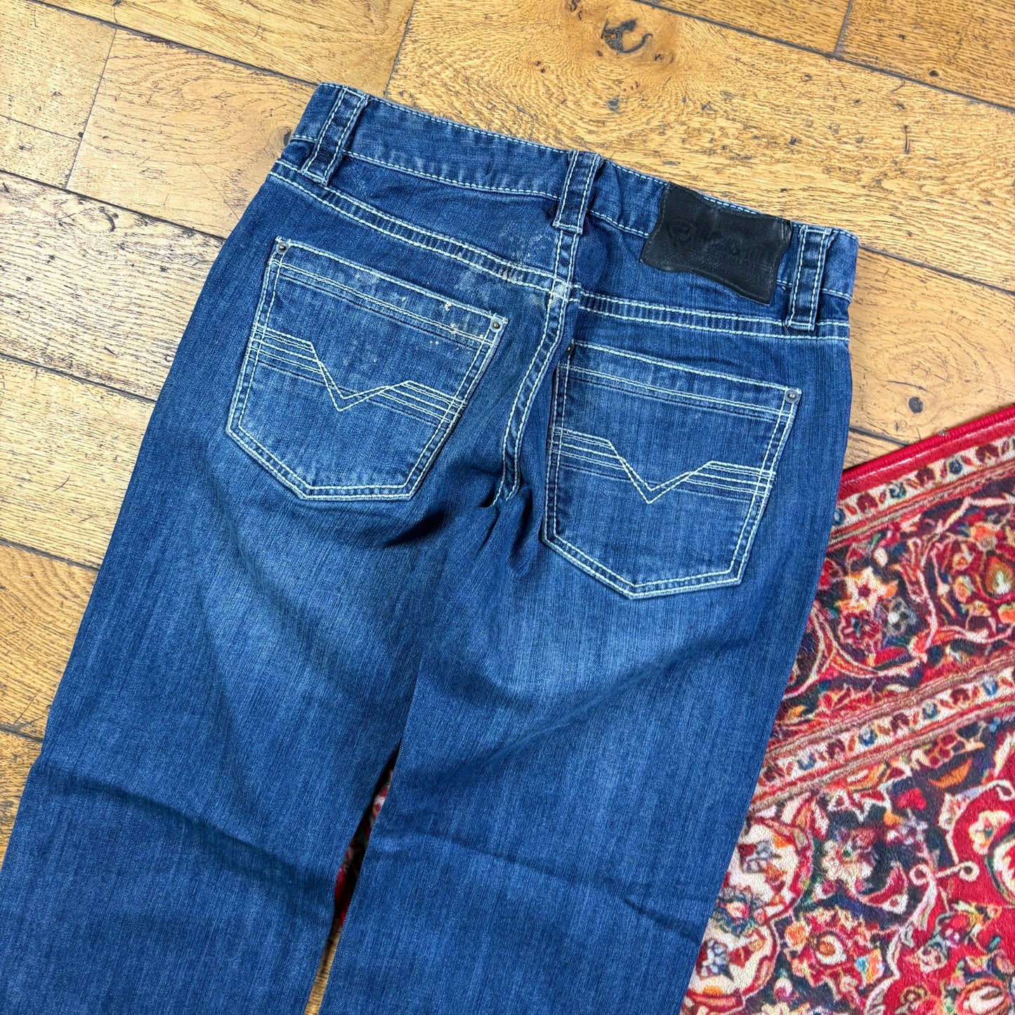 Vintage Rock and Roll Blue Embroidered Y2K Hip Hop Baggy Jeans - 32