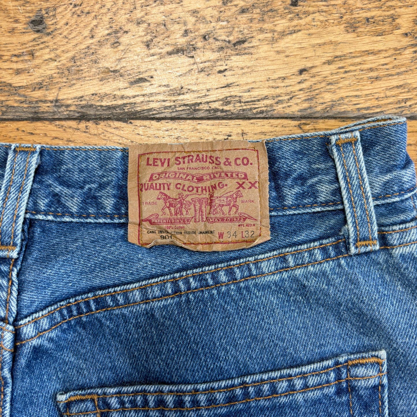 Vintage Levis 901 Womens Mom Tapered Blue Denim Jeans - Size 12