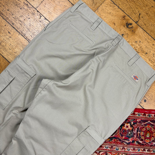 Vintage Dickies 874 Cream Baggy Cargo Skate Chino Trousers - 38