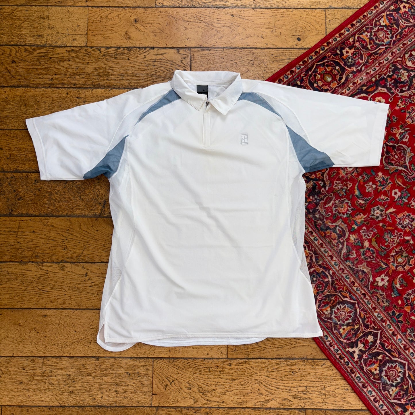 Vintage Y2K Nike Court White Double Layer Polo Shirt - M
