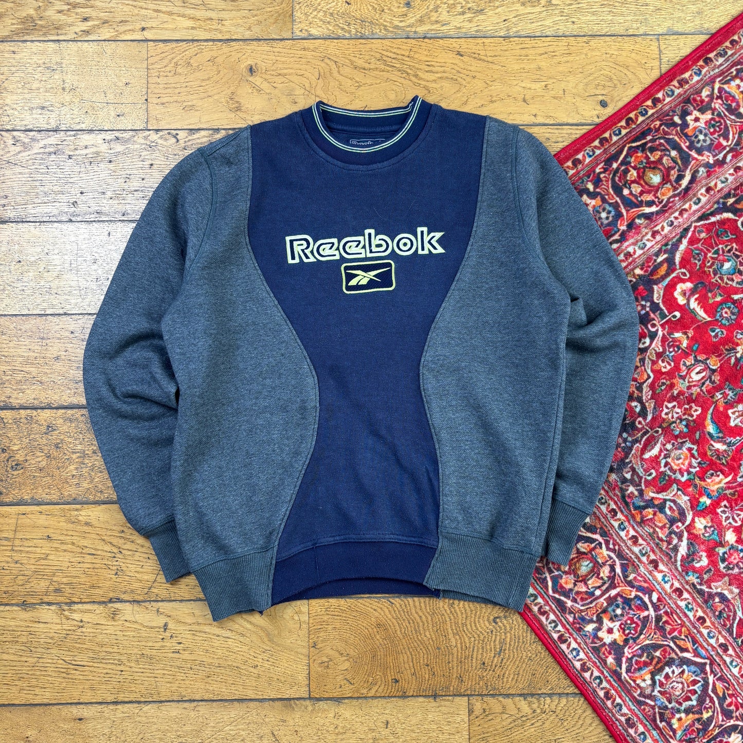 Vintage Reebok Navy Grey Embroidered Sweatshirt - S