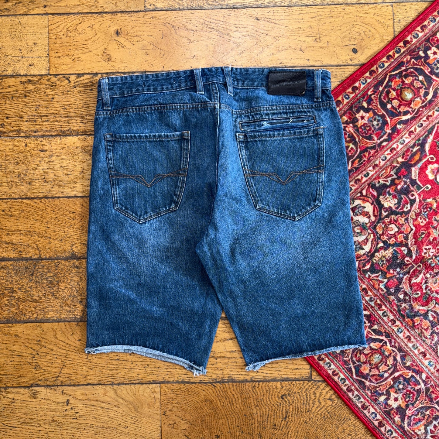 Vintage Blue Guess Denim Shorts - 36