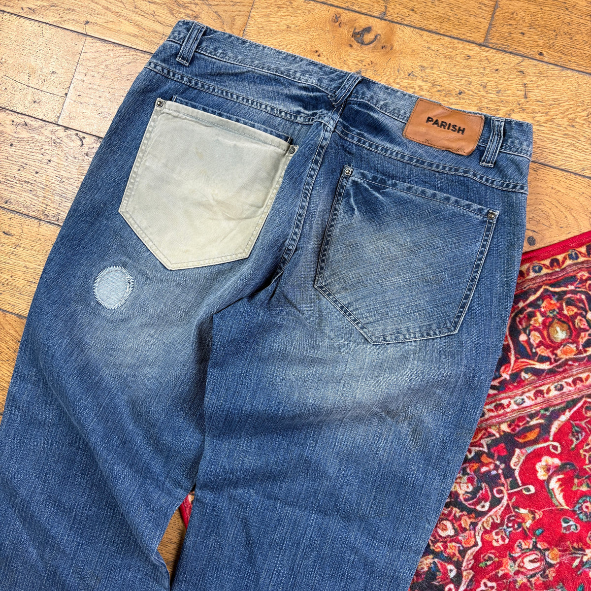 Vintage Blue Embroidered Y2K Hip Hop Baggy Jeans - 38