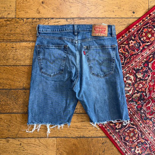 Vintage Levis 505 Blue Baggy Denim Shorts - 32