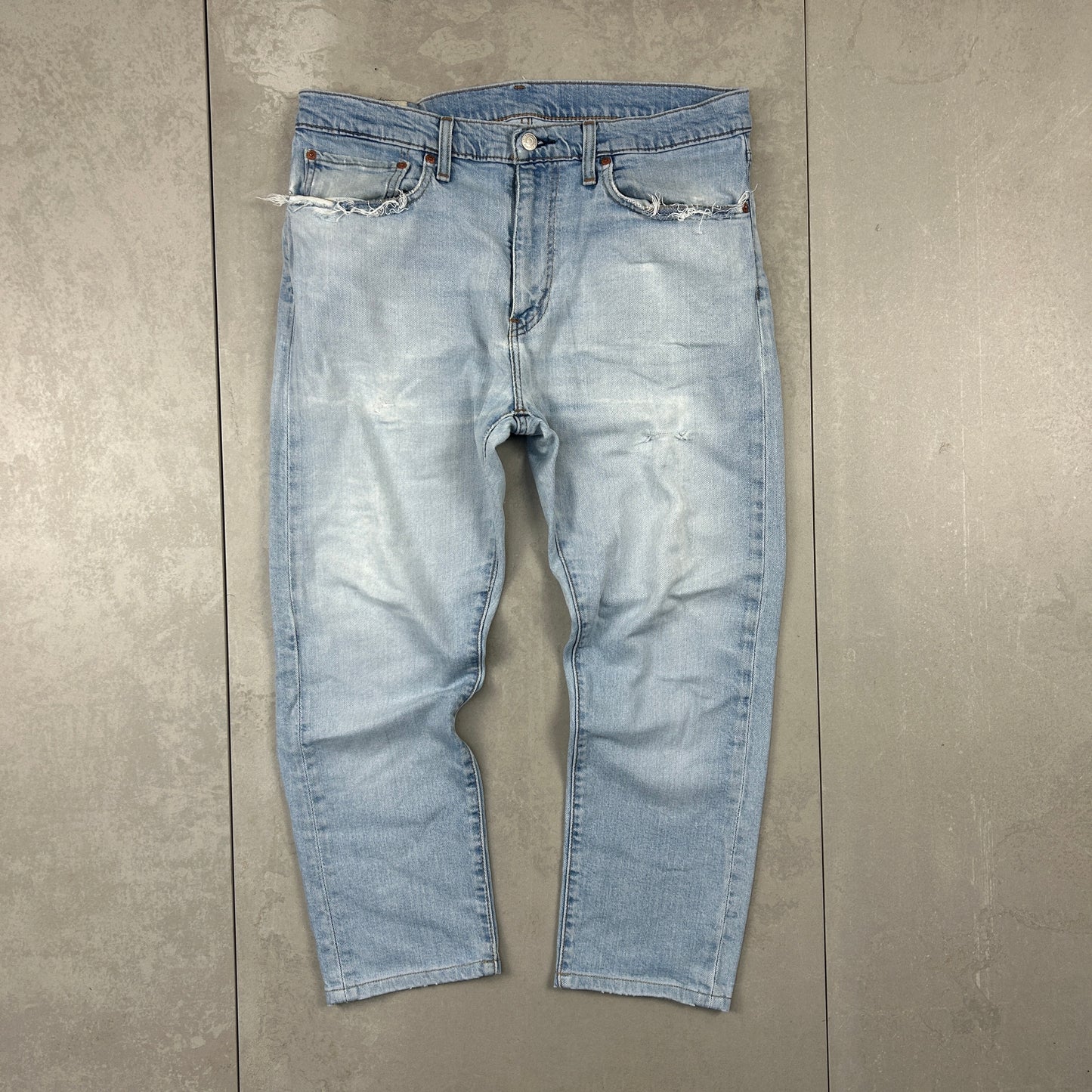 Vintage Levis Straight Light Blue Denim Jeans - 34