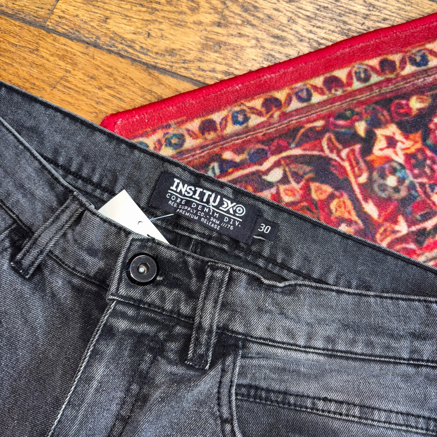 Vintage Grey Black Denim Shorts - 32