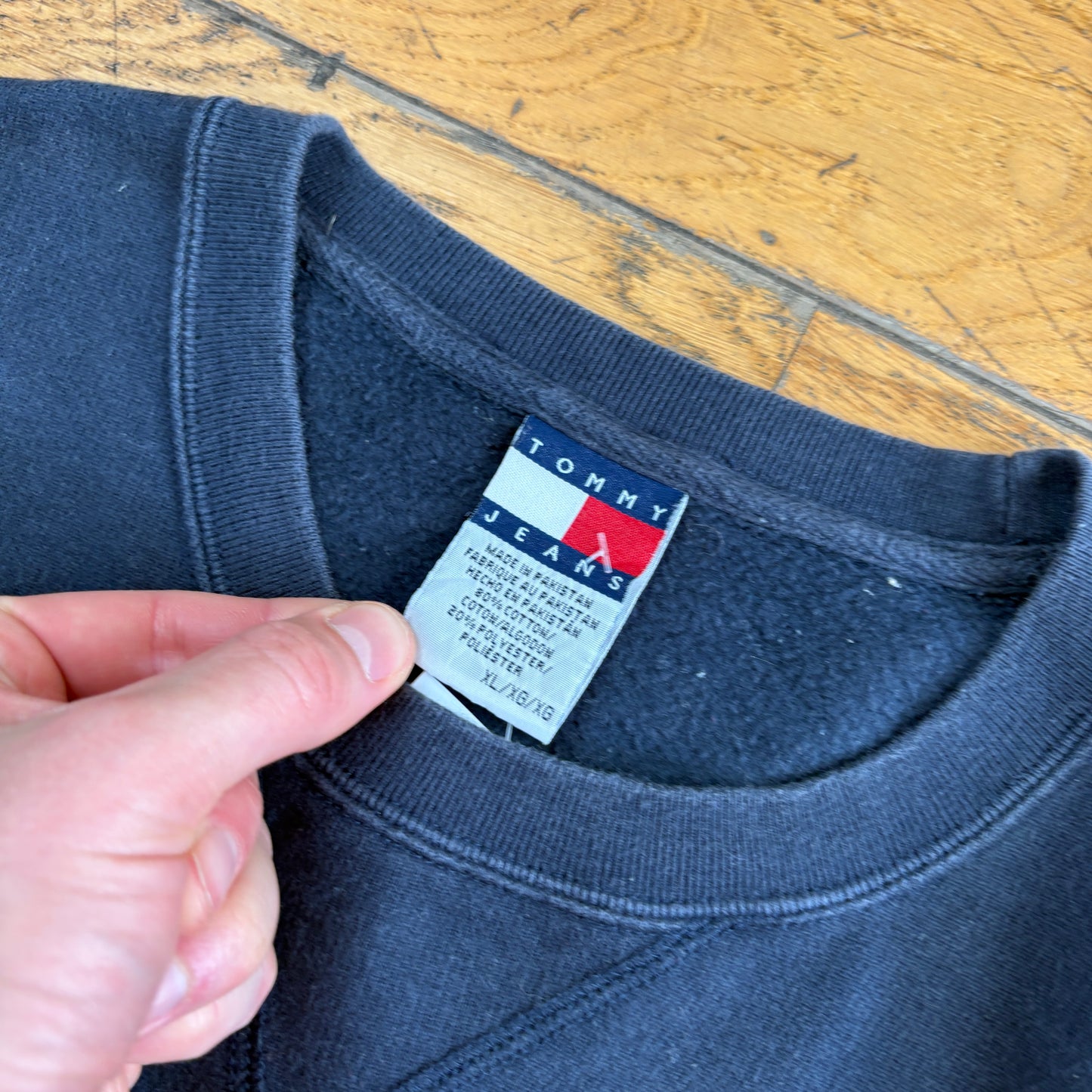 Vintage Tommy Hilfiger Navy Spellout Embroidered Sweatshirt - XL