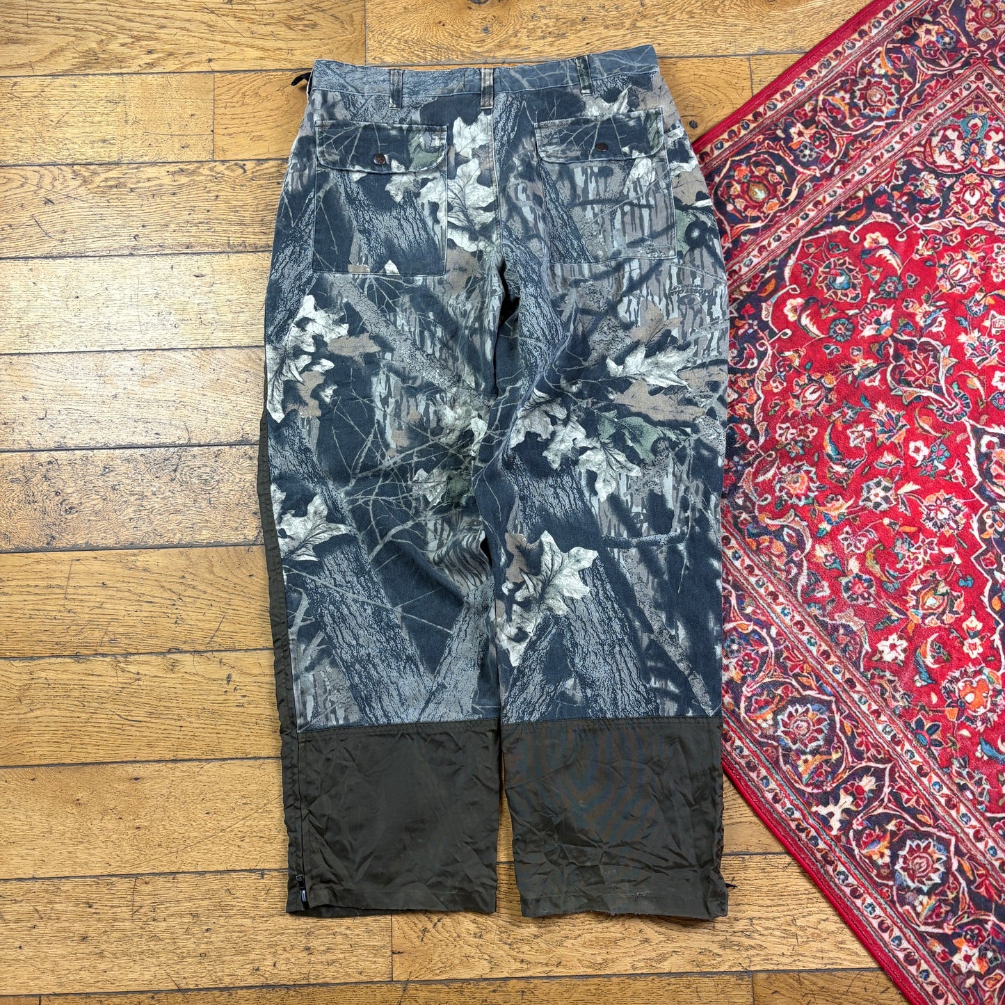 Vintage Real Tree Camo Green Hunting Workwear Trousers - 36