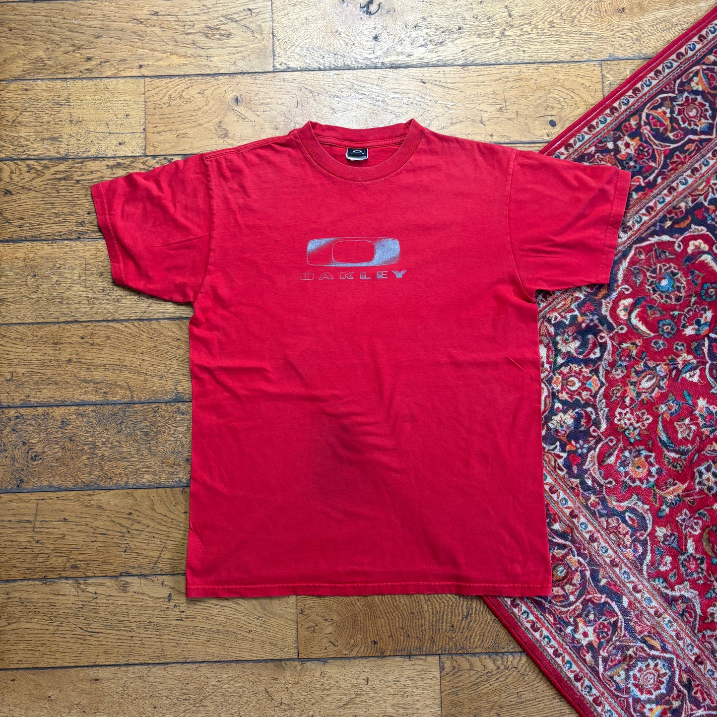 Vintage Oakley Red Graphic T-Shirt - S