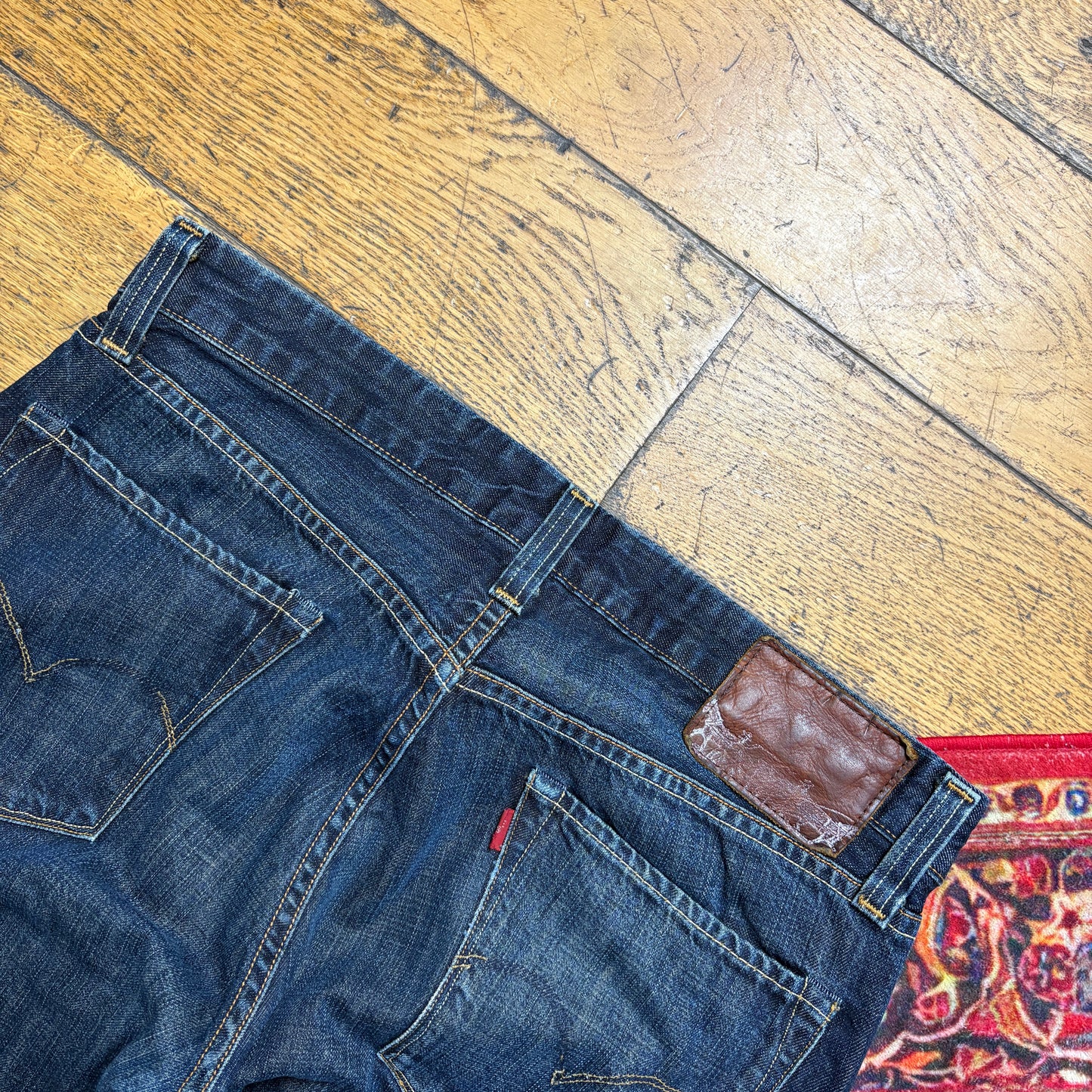 Vintage Levis Dark Blue Denim Shorts - 36