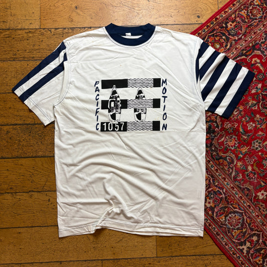 Vintage 90s White Surfwear Single Stitch Graphic T-Shirt - M