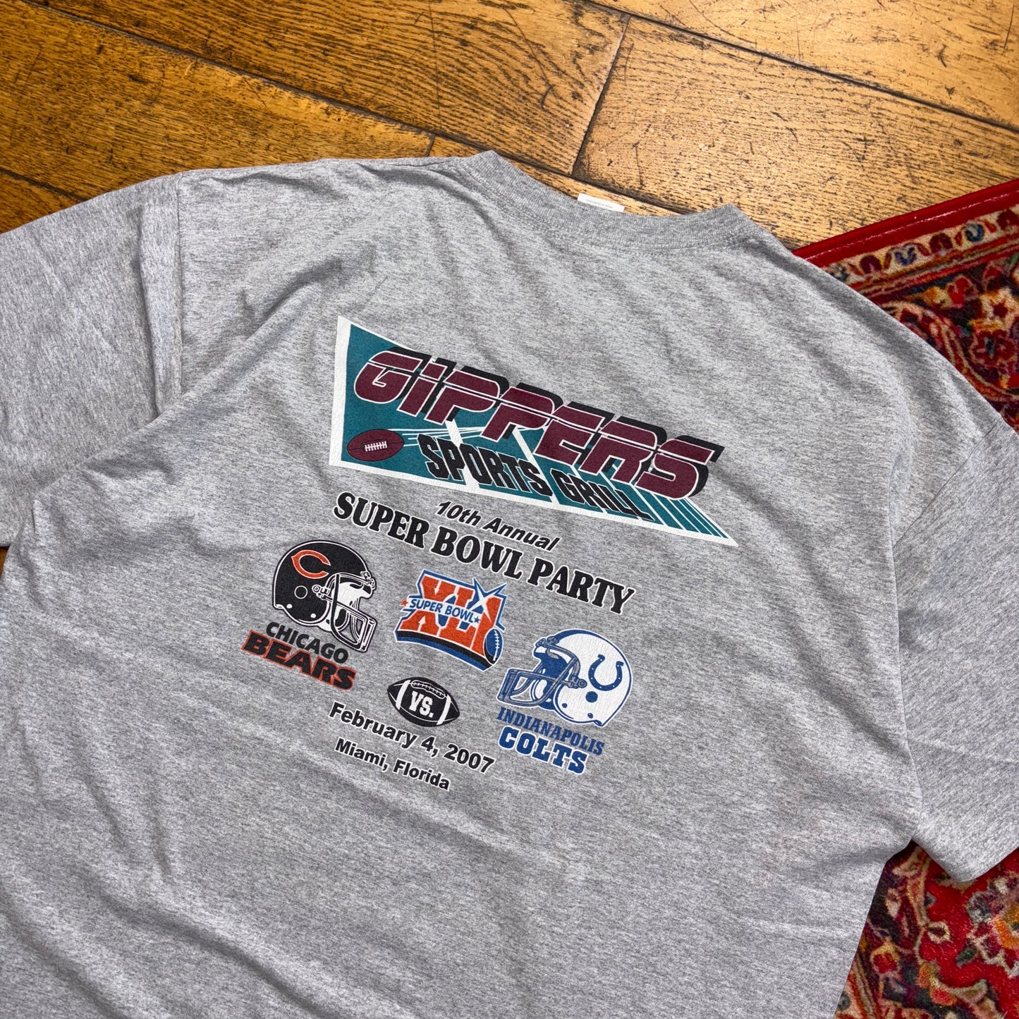 Vintage Grey Graphic T-Shirt - XL