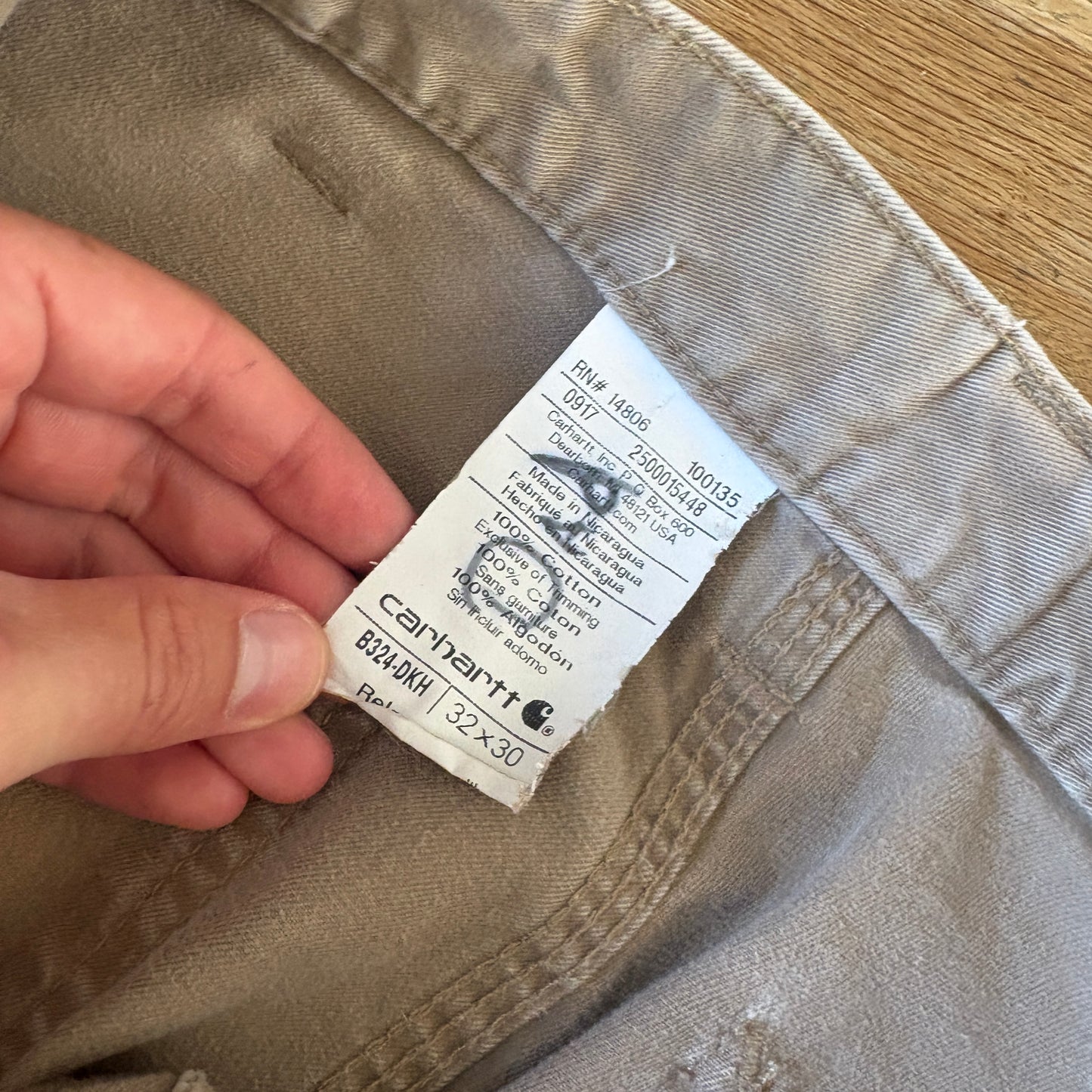 Vintage Carhartt Brown Cream Workwear Carpenter Baggy Trousers - 32S