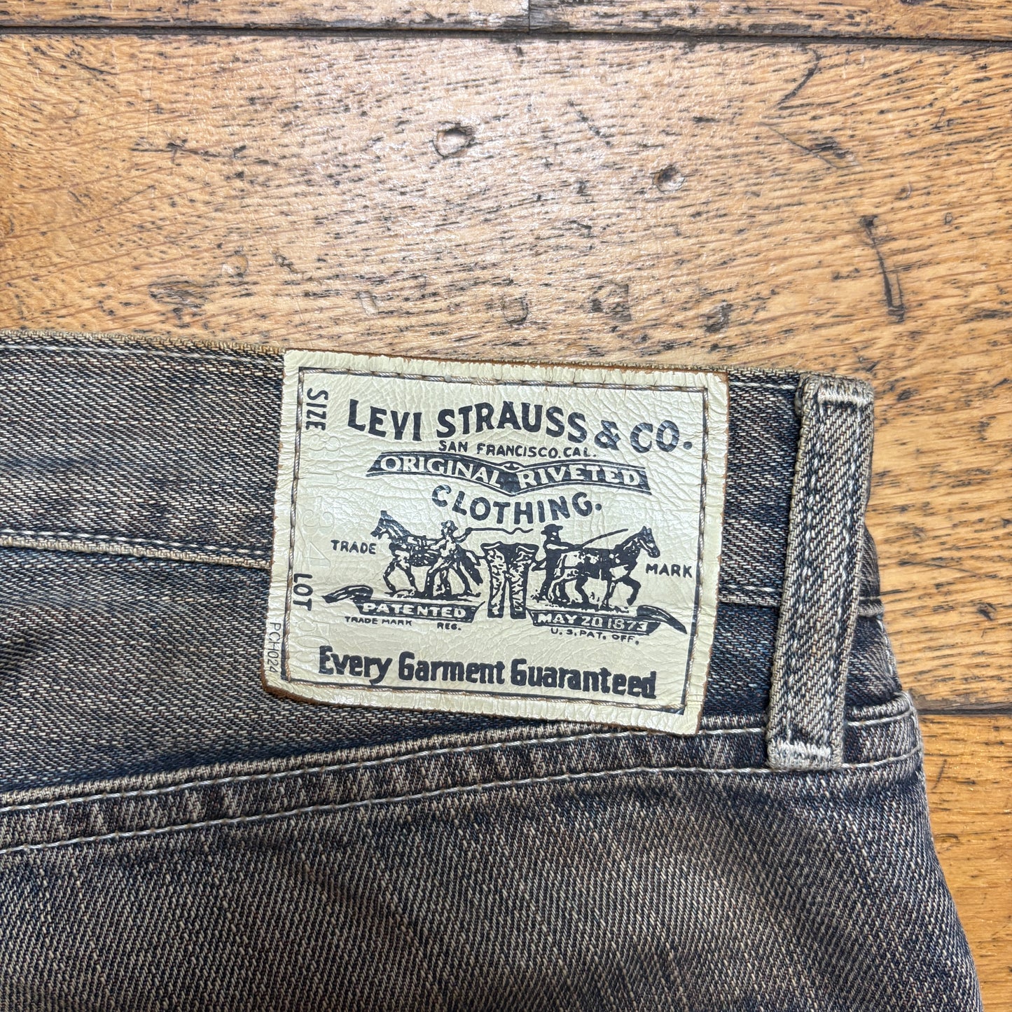 Vintage Levis 505 Straight Grey Denim Jeans - 34L