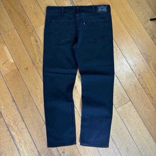 Vintage Levis Straight Black Denim Jeans - 40