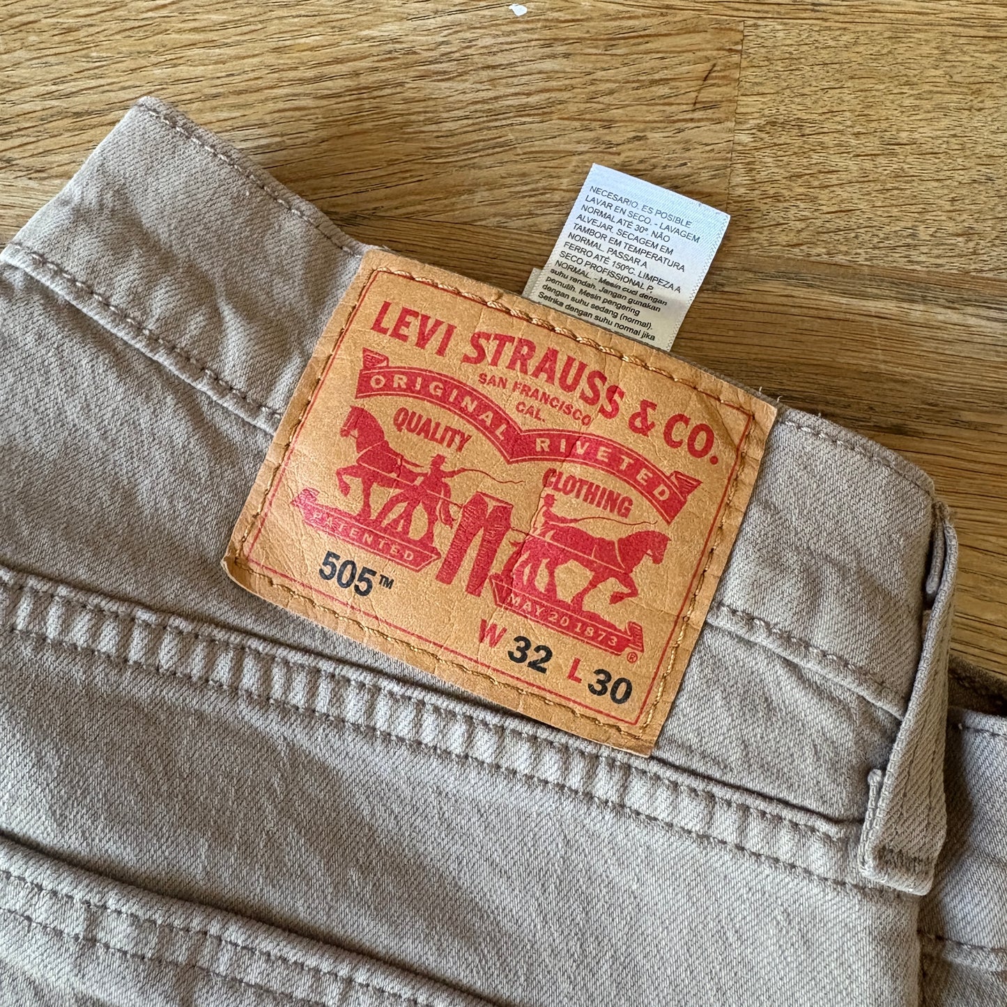Vintage Levis 505 Straight Brown Denim Jeans - 32S