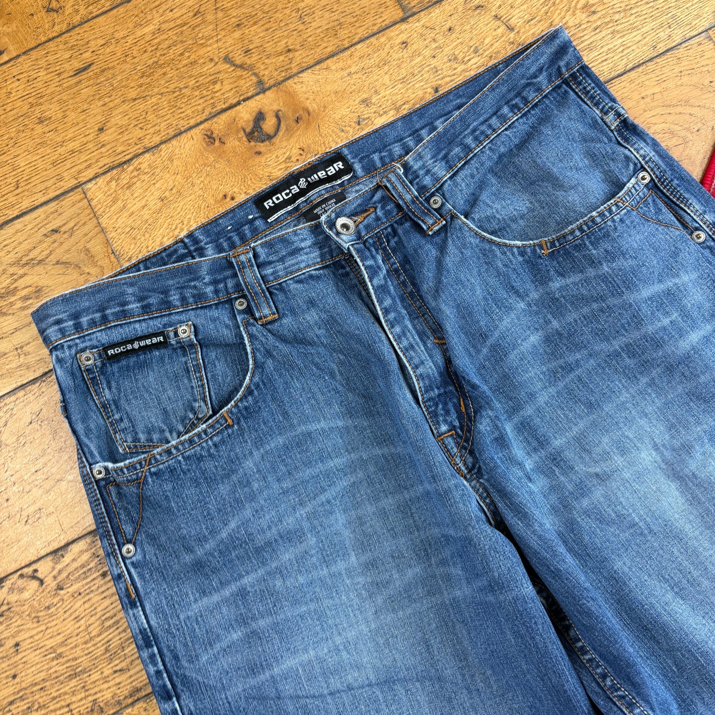 Vintage Rocawear Blue Embroidered Y2K Hip Hop Baggy Jeans - 36