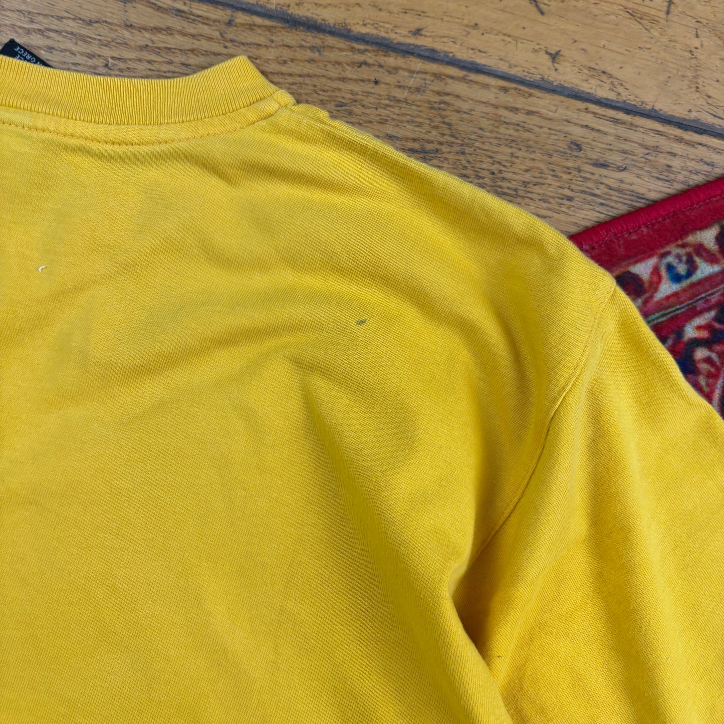 Vintage Nike Y2K Yellow Swoosh Graphic T-Shirt - M