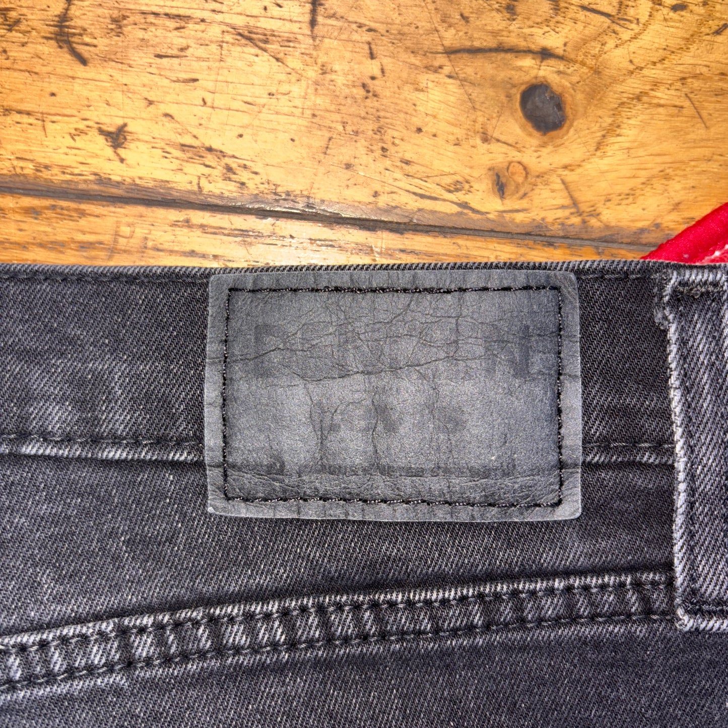 Vintage Levis Black Denim Shorts - 36