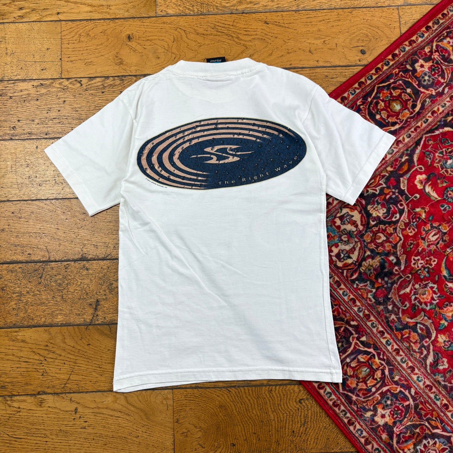 Vintage 1999 Squalo Surfwear White Single Stitch Graphic T-Shirt - XS