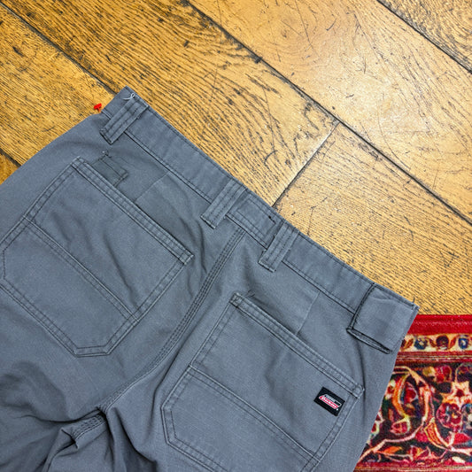 Vintage Dickies Workwear Carpenter Grey Baggy Shorts - 30