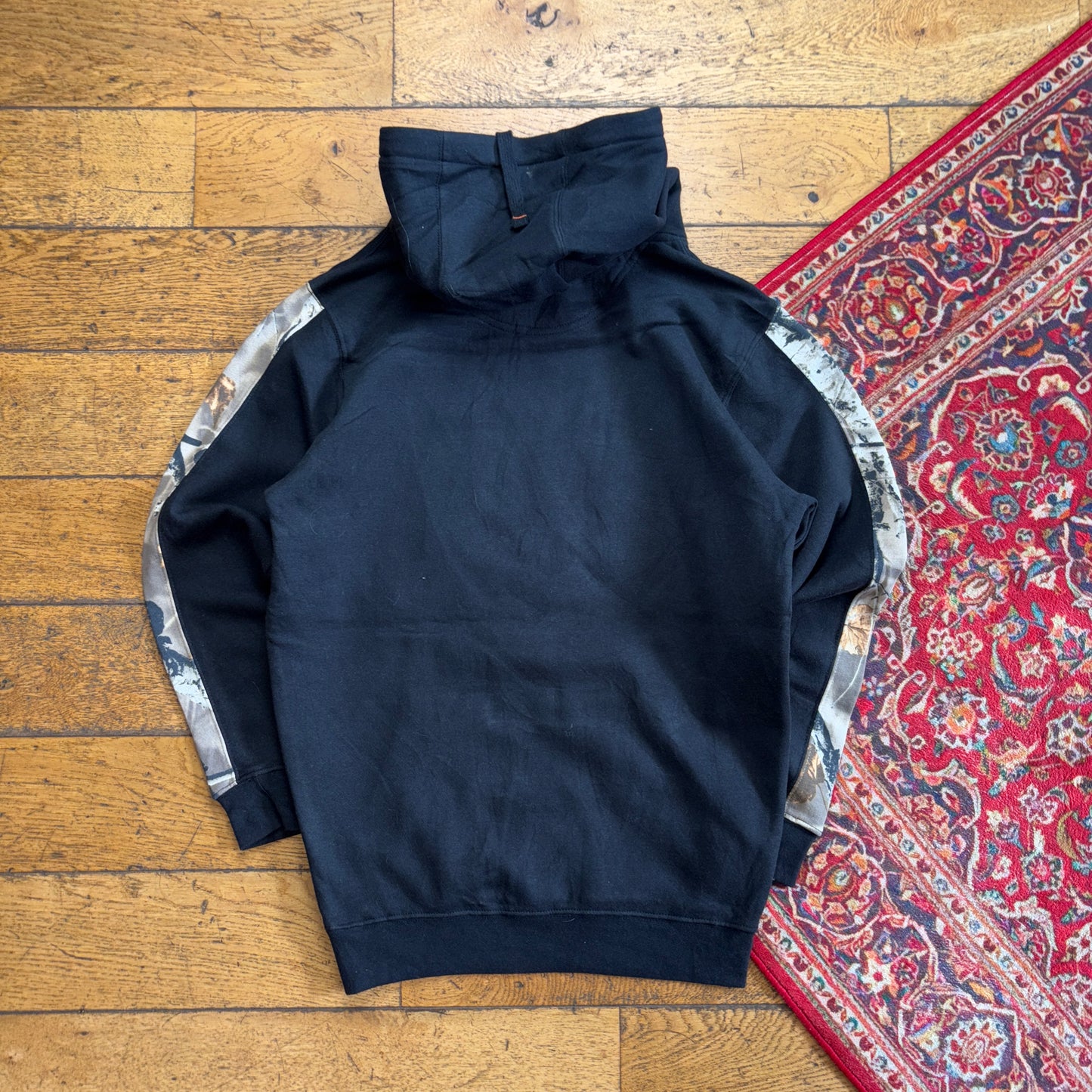 Vintage Realtree Camo Black Hoodie Sweatshirt - S