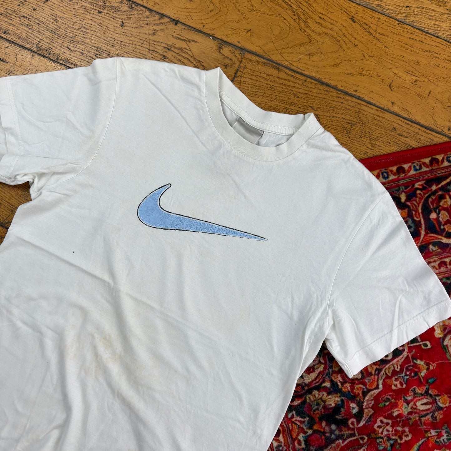 Vintage Nike White Y2K Graphic T-Shirt - XS