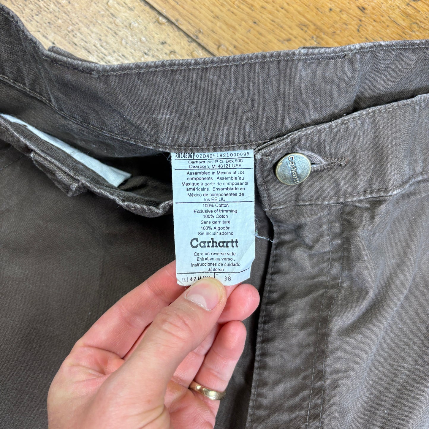 Vintage Carhartt Brown Workwear Baggy Carpenter Shorts - 38