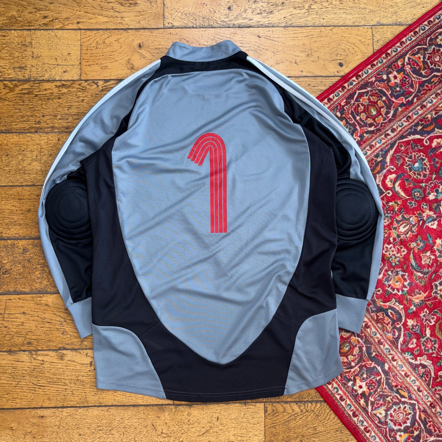 Vintage Adidas Grey Black Goalkeeper Football Long Sleeve T-Shirt - L