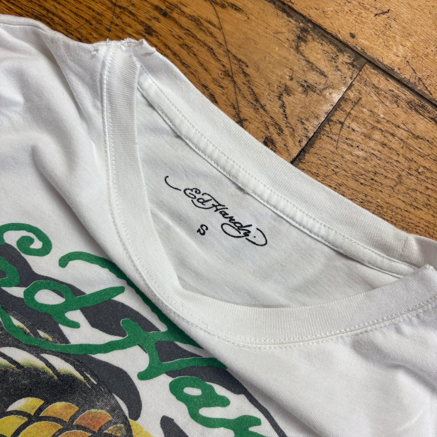 Vintage Ed Hardy Y2K White Graphic T-Shirt - S
