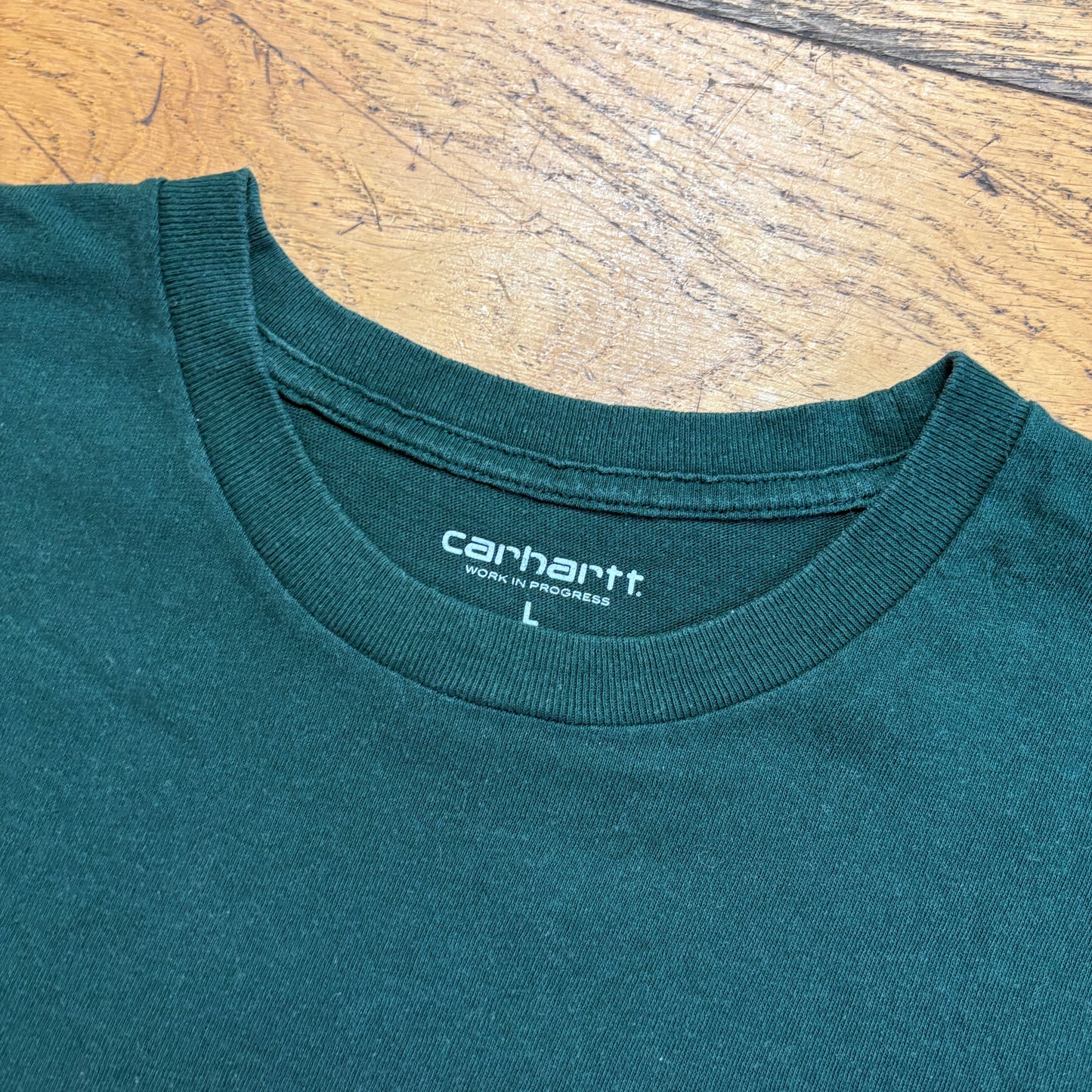 Vintage Carhartt WIP Pocket Green Graphic T-Shirt - L