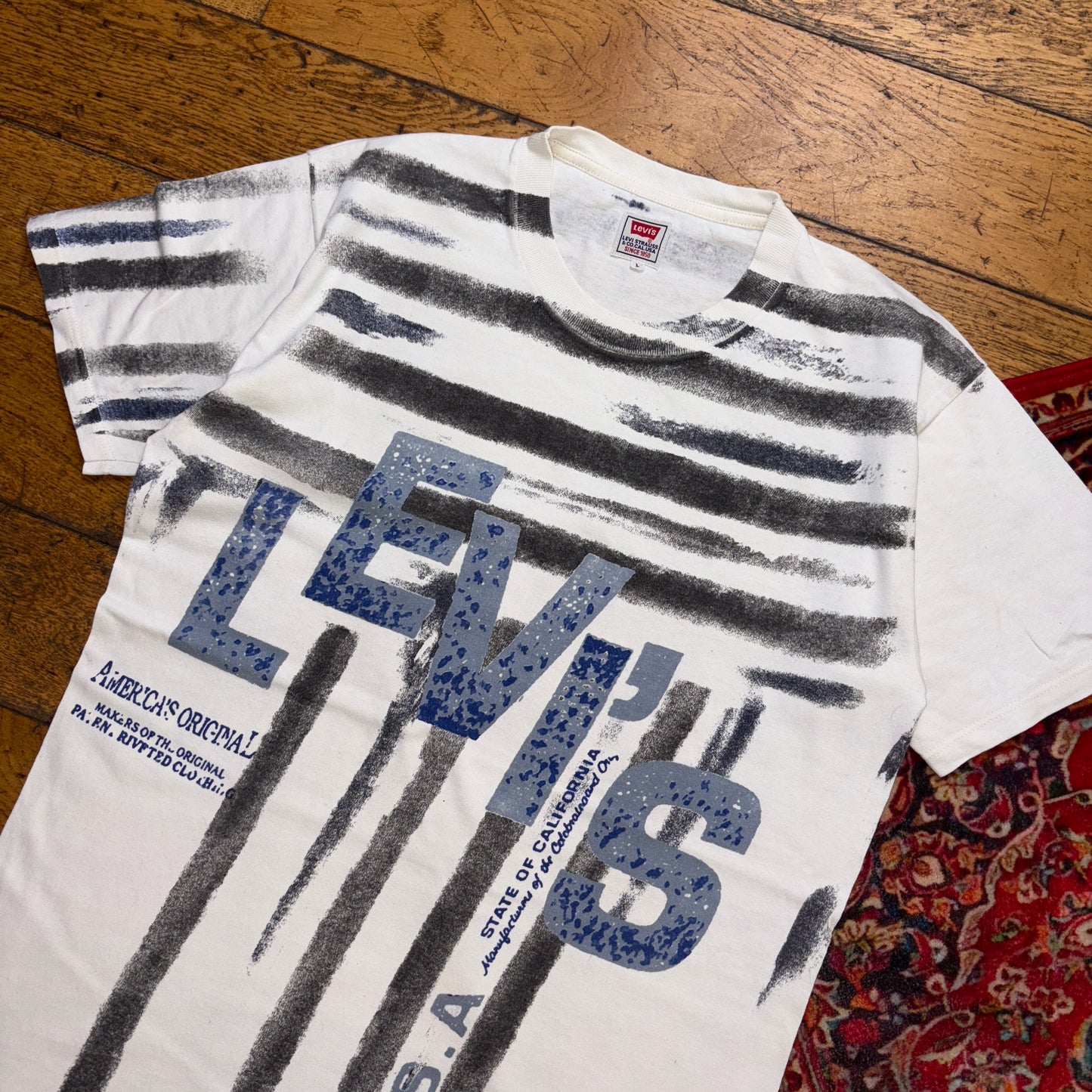 Vintage Levis White All Over Print Graphic T-Shirt - S