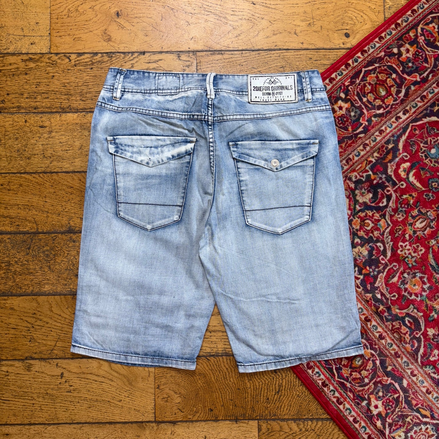 Vintage Blue Denim Shorts - 34