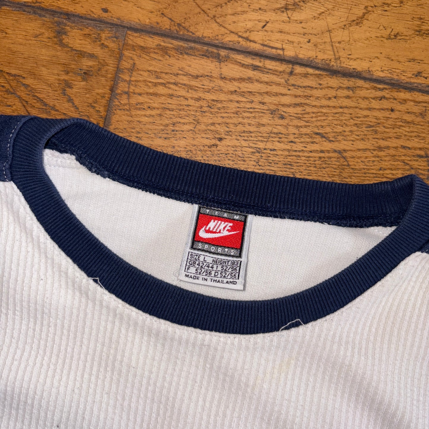 Vintage 90s Nike Basketball White Embroidered Sweatshirt - 2XL
