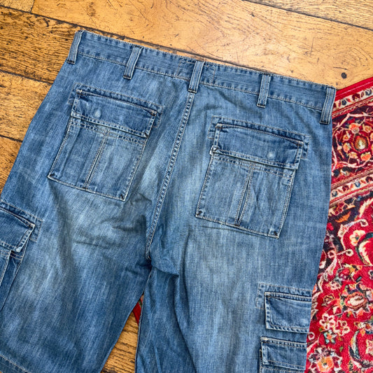 Vintage Levis Blue Baggy Cargo Denim Shorts - 40