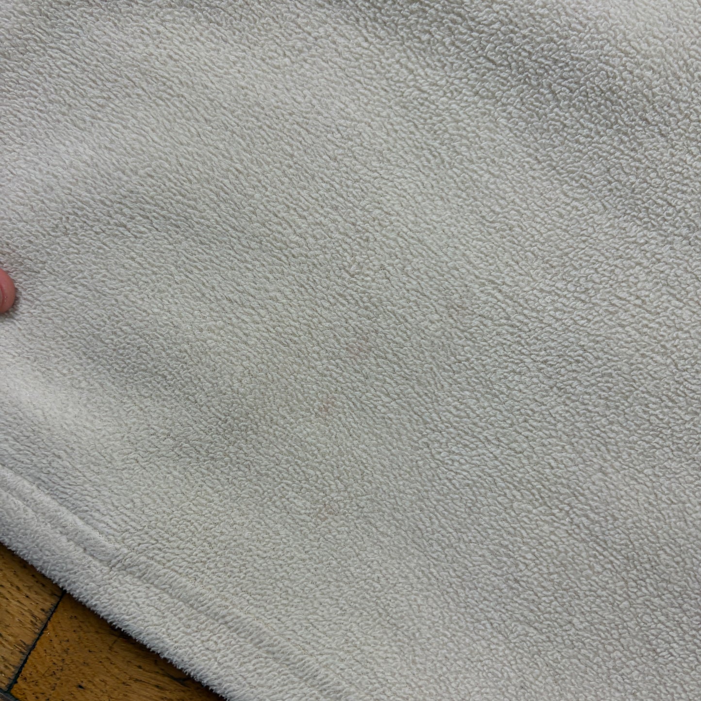 Vintage 90s Cream Gola Fleece Embroidered Sweatshirt - M