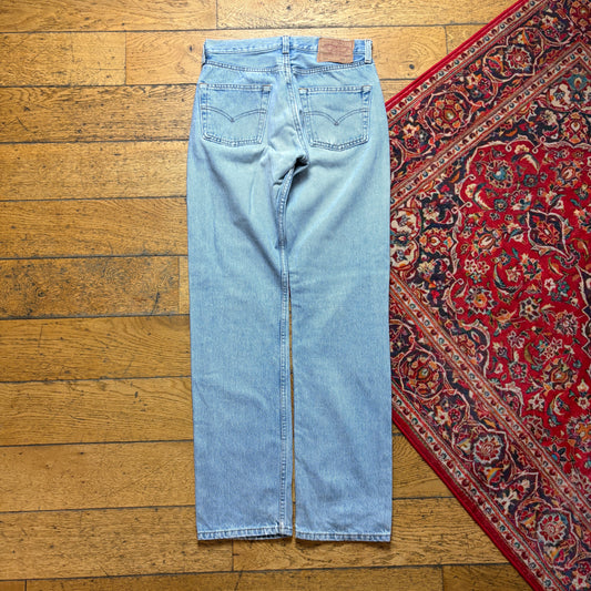 Vintage Levis 501 Straight Blue Denim Jeans - 28R