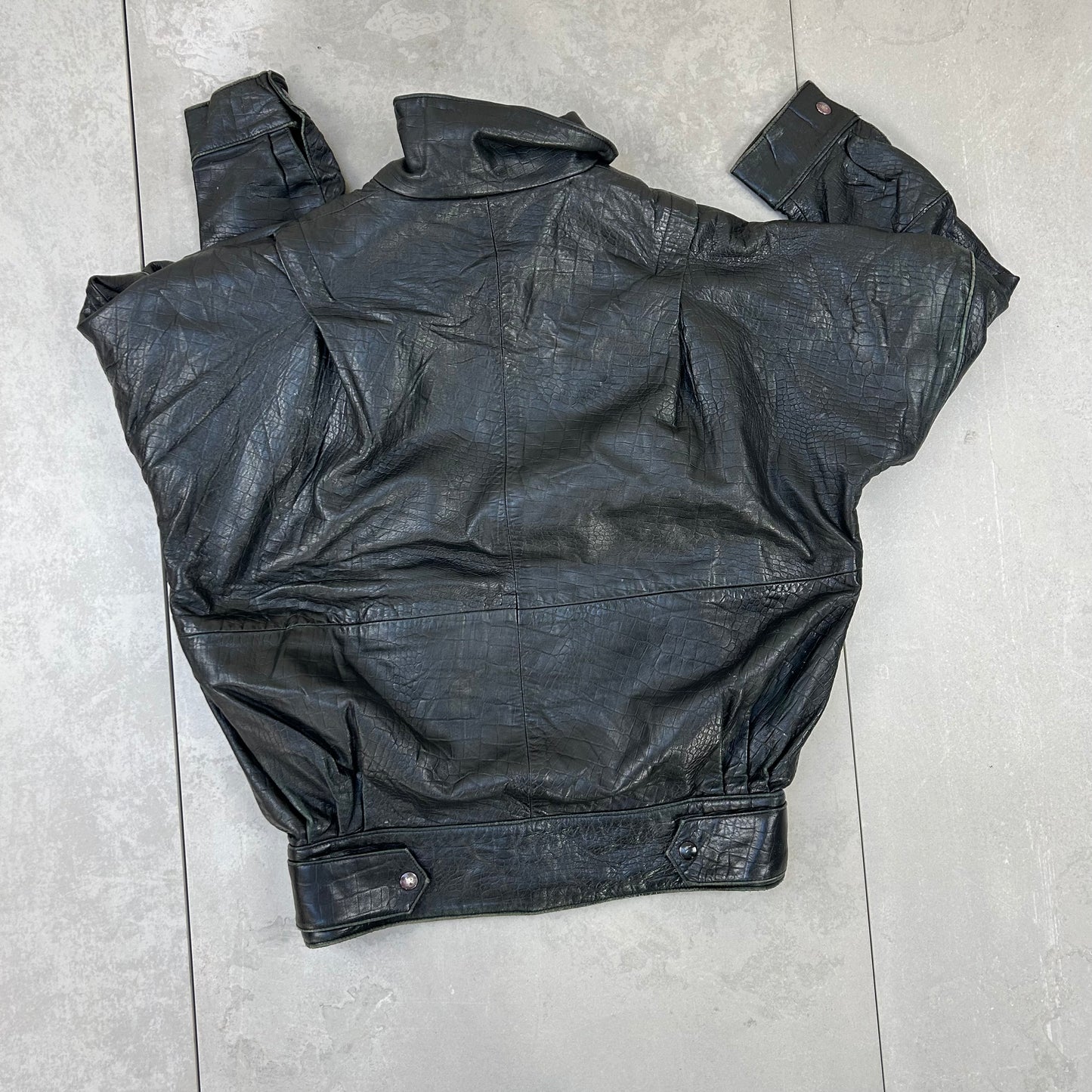 Vintage Black Leather Boxy Cropped Bomber Jacket - Large