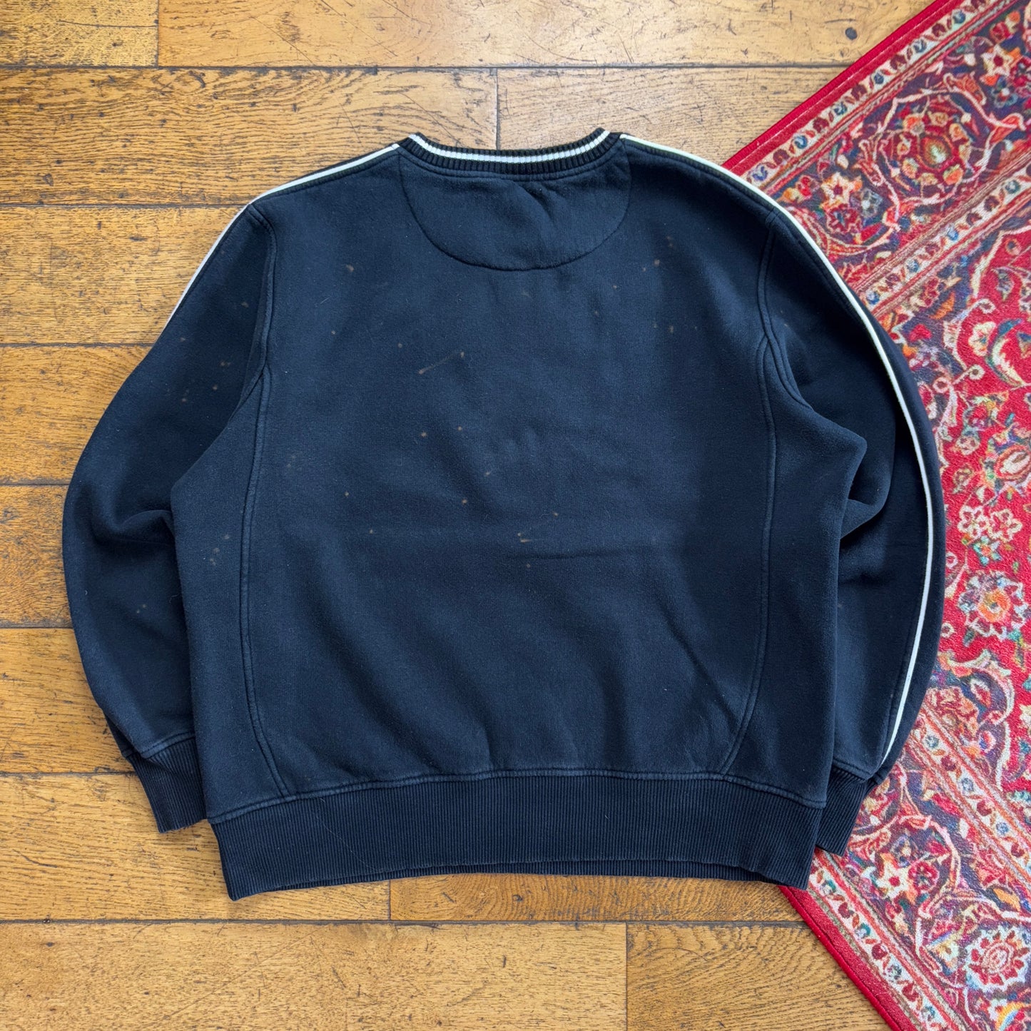 Vintage Nike Y2K Black Swoosh Embroidered Sweatshirt - M
