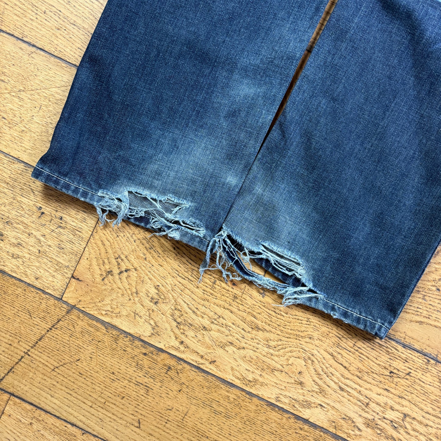 Vintage Ecko Unltd Blue Embroidered Y2K Hip Hop Baggy Jeans - 36