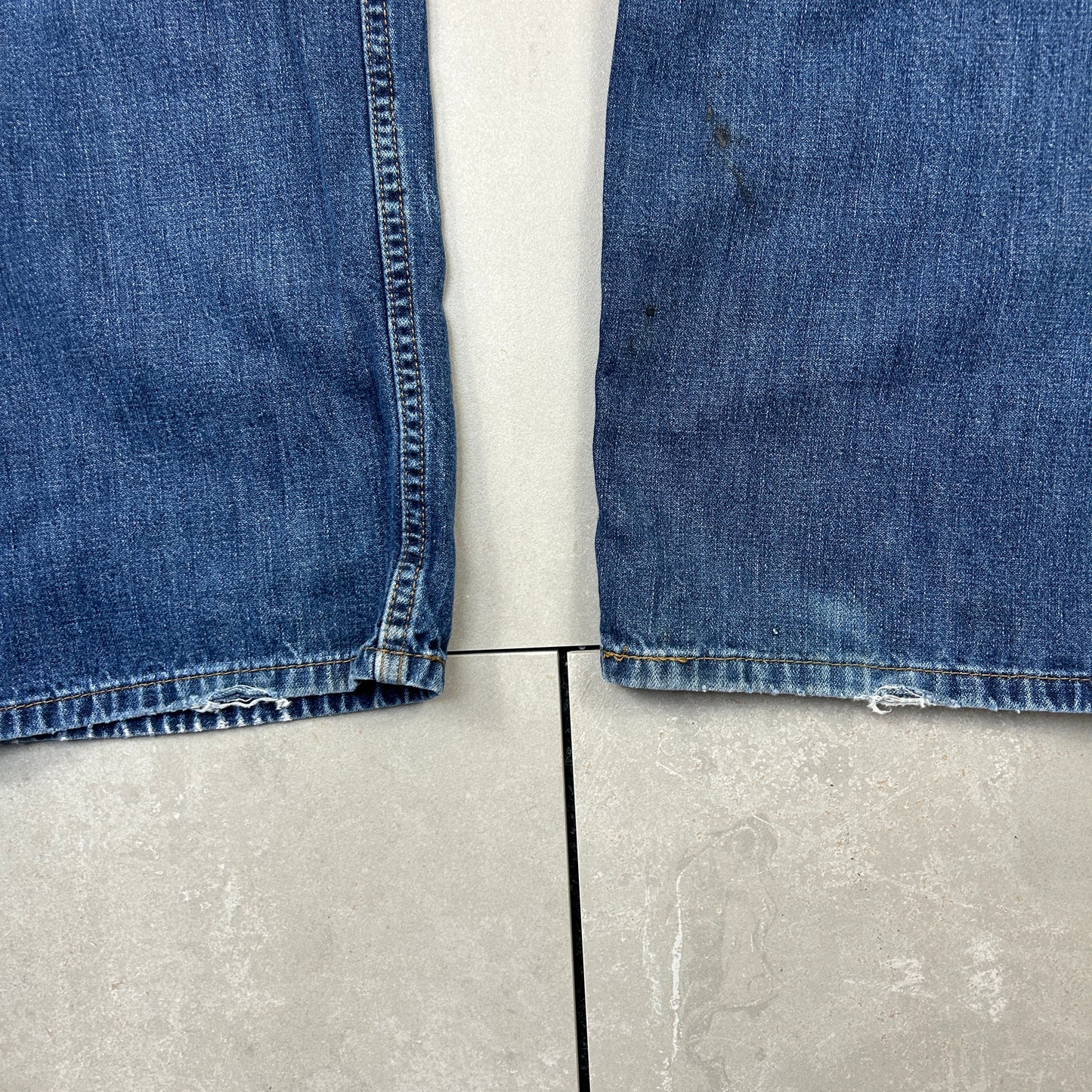Vintage Levis 569 Baggy Blue Denim Jeans - 38