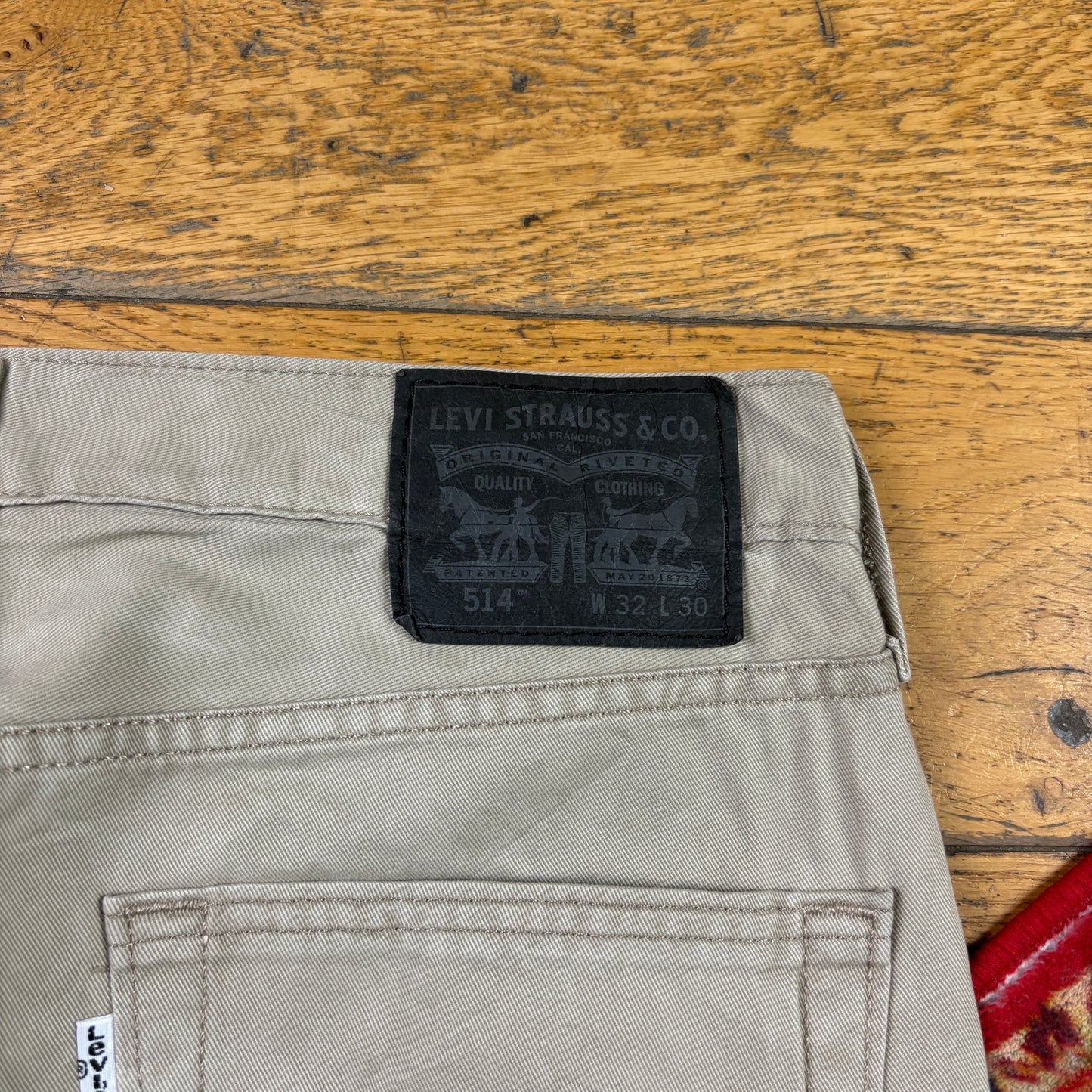 Vintage Levis 514 Straight Cream Chinos - 34