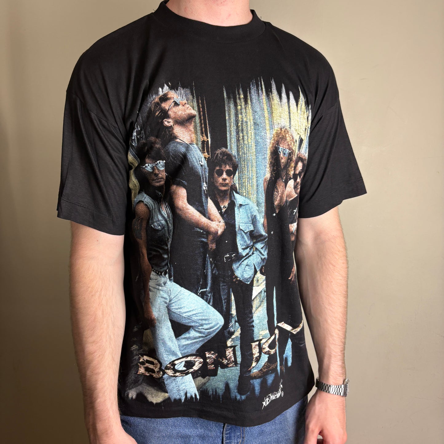 Vintage Bon Jovi Empire Black Band Tee Graphic T-Shirt - L