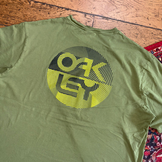 Vintage Oakley Green y2K Surfwear Graphic T-Shirt - 2XL